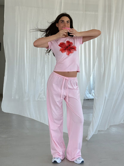 Baby pink top with res flower