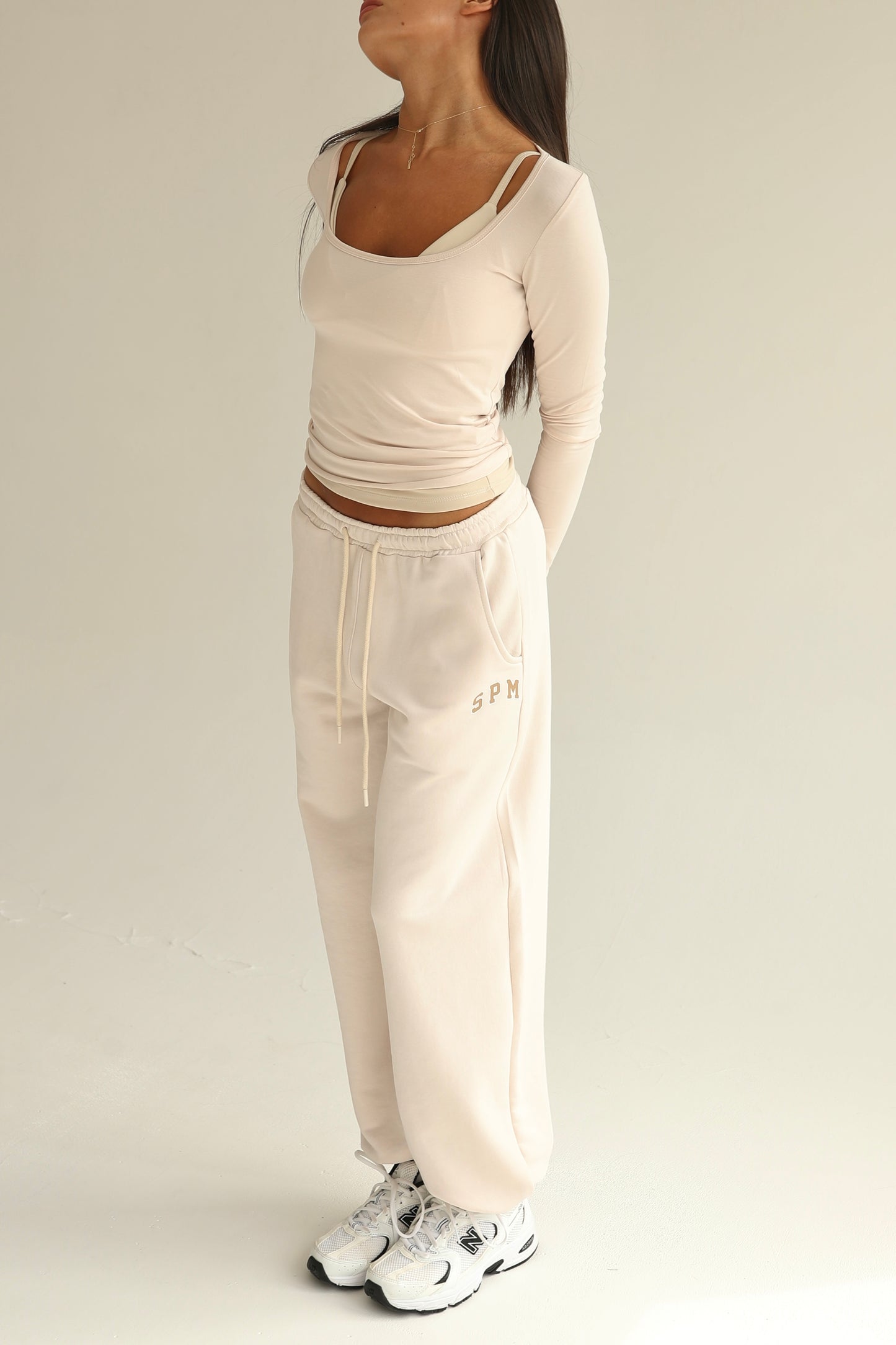Vanilla cream sweatpants with rubber bottom